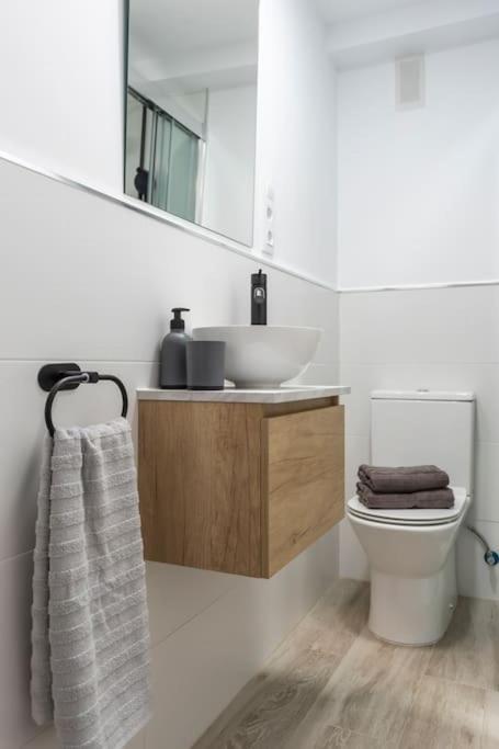 Apartamento Marques De Urquijo Gijon Exterior photo